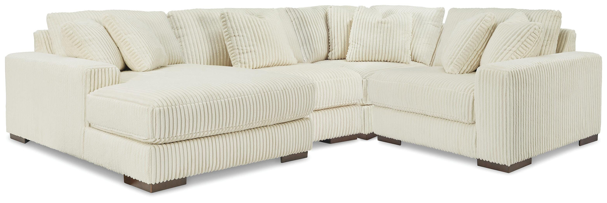 Lindyn Sectional with Chaise - Valley Furniture (Rohnert Park, CA)