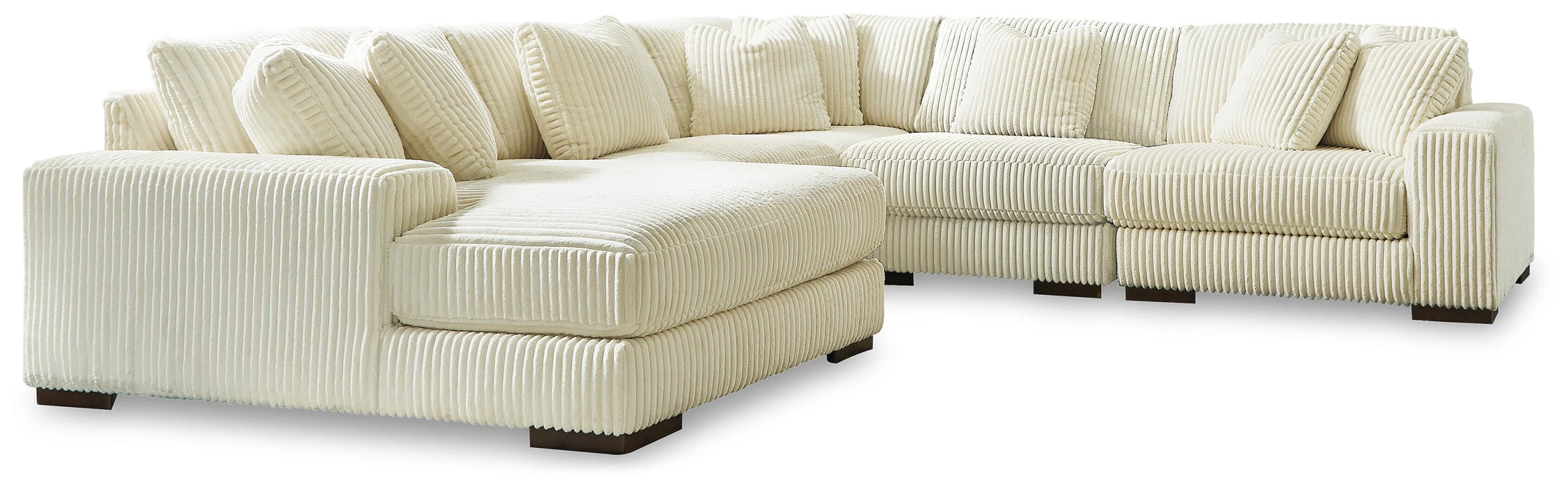 Lindyn Sectional with Chaise - Valley Furniture (Rohnert Park, CA)