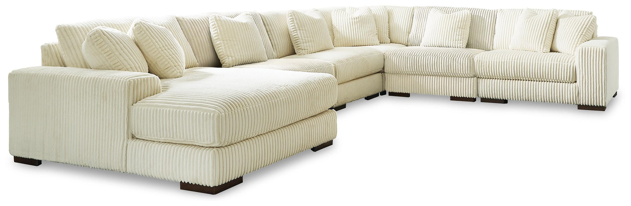 Lindyn Sectional with Chaise - Valley Furniture (Rohnert Park, CA)