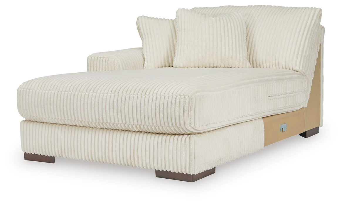 Lindyn Sectional with Chaise - Valley Furniture (Rohnert Park, CA)