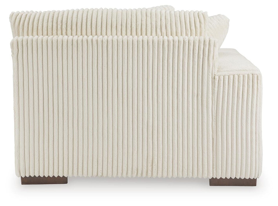 Lindyn Sectional with Chaise - Valley Furniture (Rohnert Park, CA)