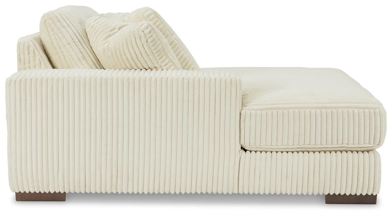 Lindyn Sectional with Chaise - Valley Furniture (Rohnert Park, CA)