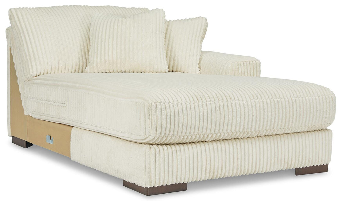 Lindyn Sectional with Chaise - Valley Furniture (Rohnert Park, CA)
