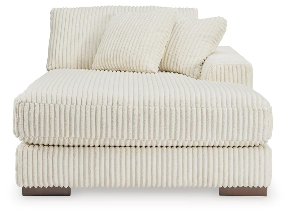 Lindyn Sectional with Chaise - Valley Furniture (Rohnert Park, CA)