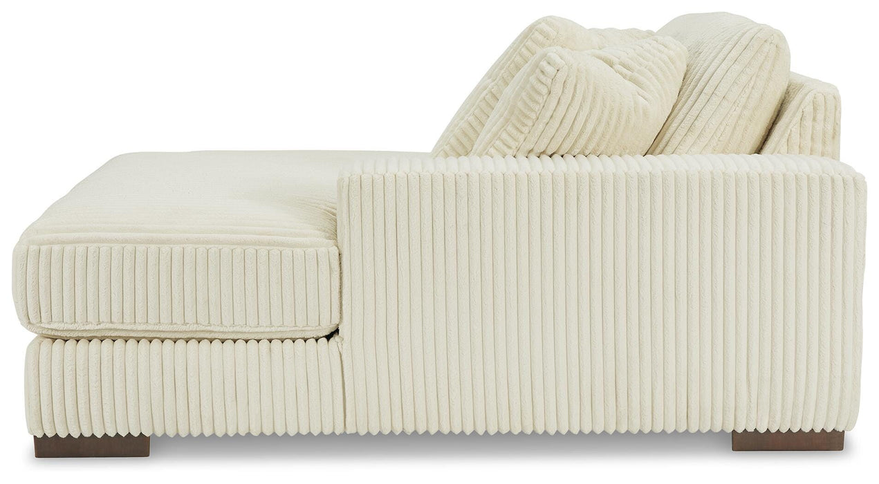 Lindyn Sectional with Chaise - Valley Furniture (Rohnert Park, CA)