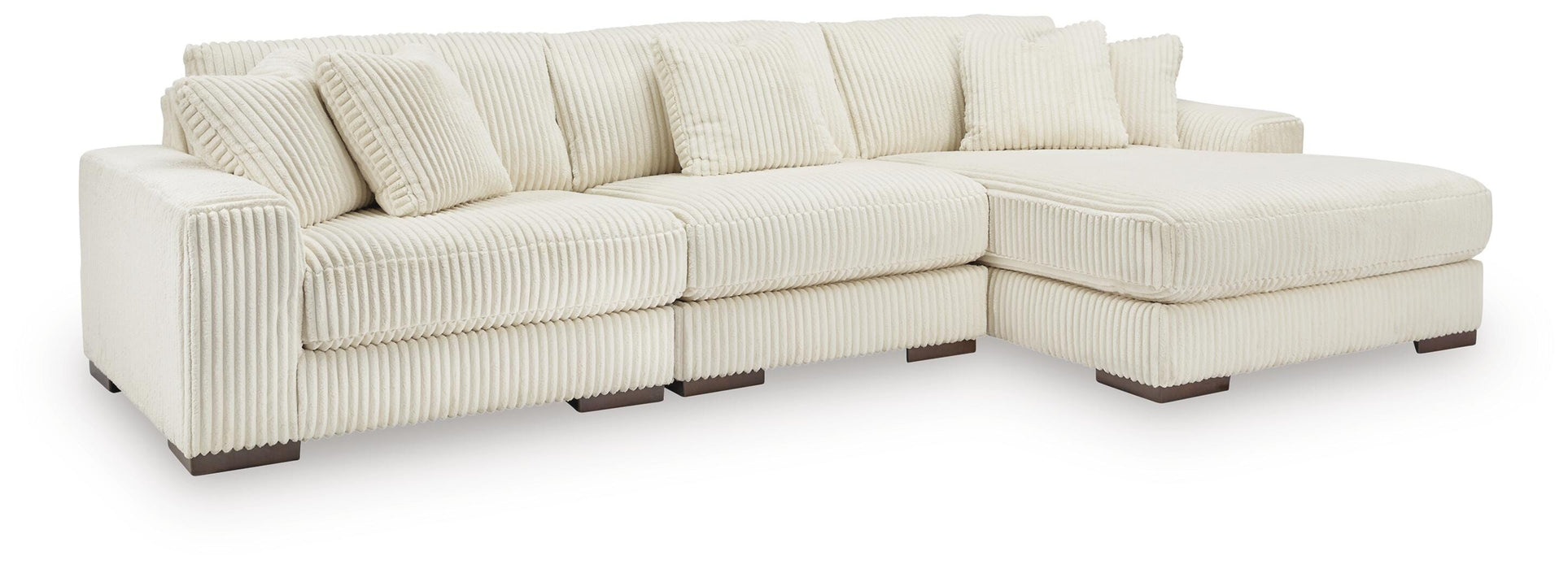 Lindyn Sectional with Chaise - Valley Furniture (Rohnert Park, CA)