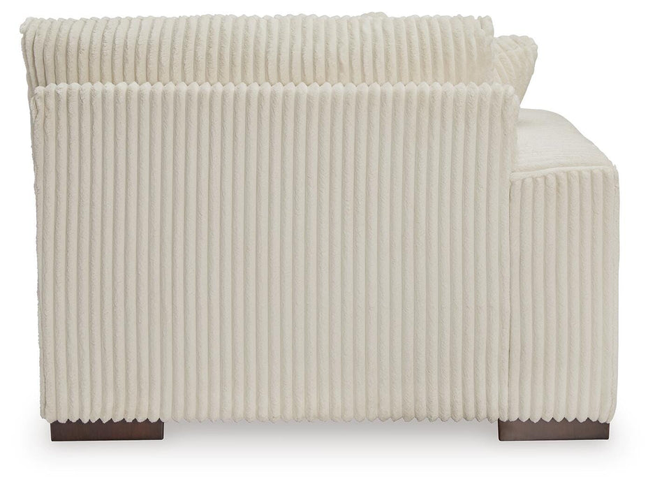 Lindyn Sectional with Chaise - Valley Furniture (Rohnert Park, CA)