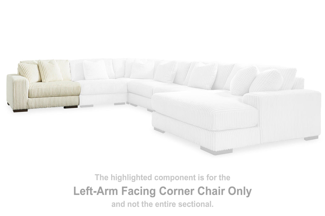 Lindyn Sectional with Chaise - Valley Furniture (Rohnert Park, CA)