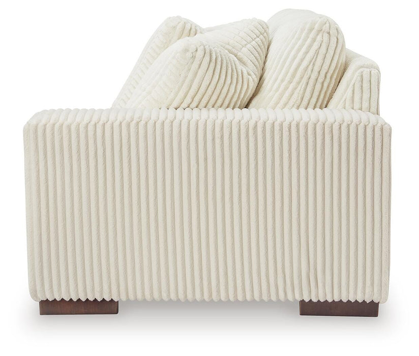 Lindyn Sectional with Chaise - Valley Furniture (Rohnert Park, CA)