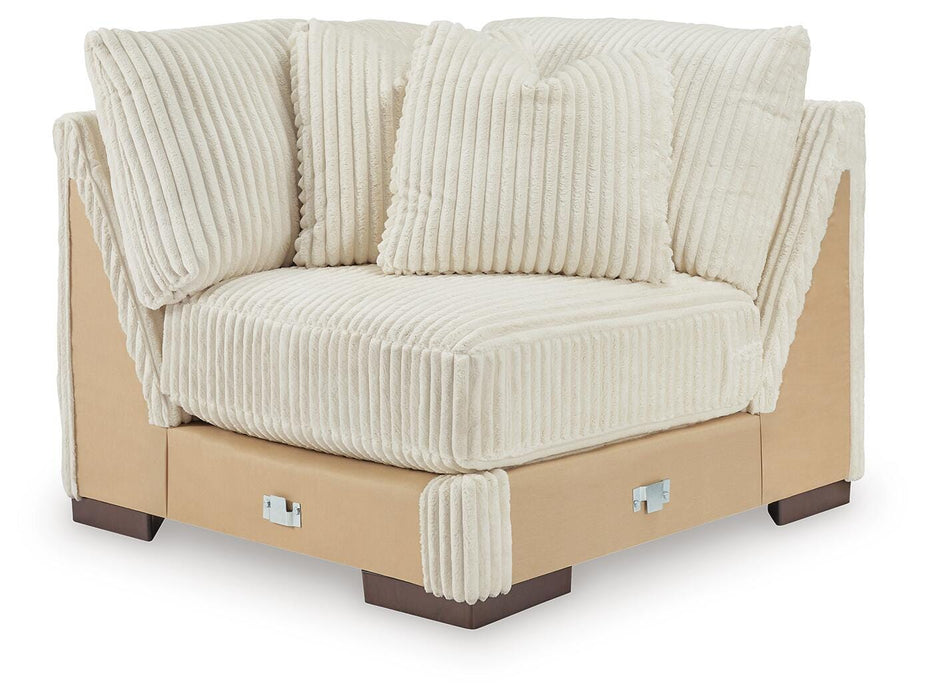 Lindyn Sectional with Chaise - Valley Furniture (Rohnert Park, CA)