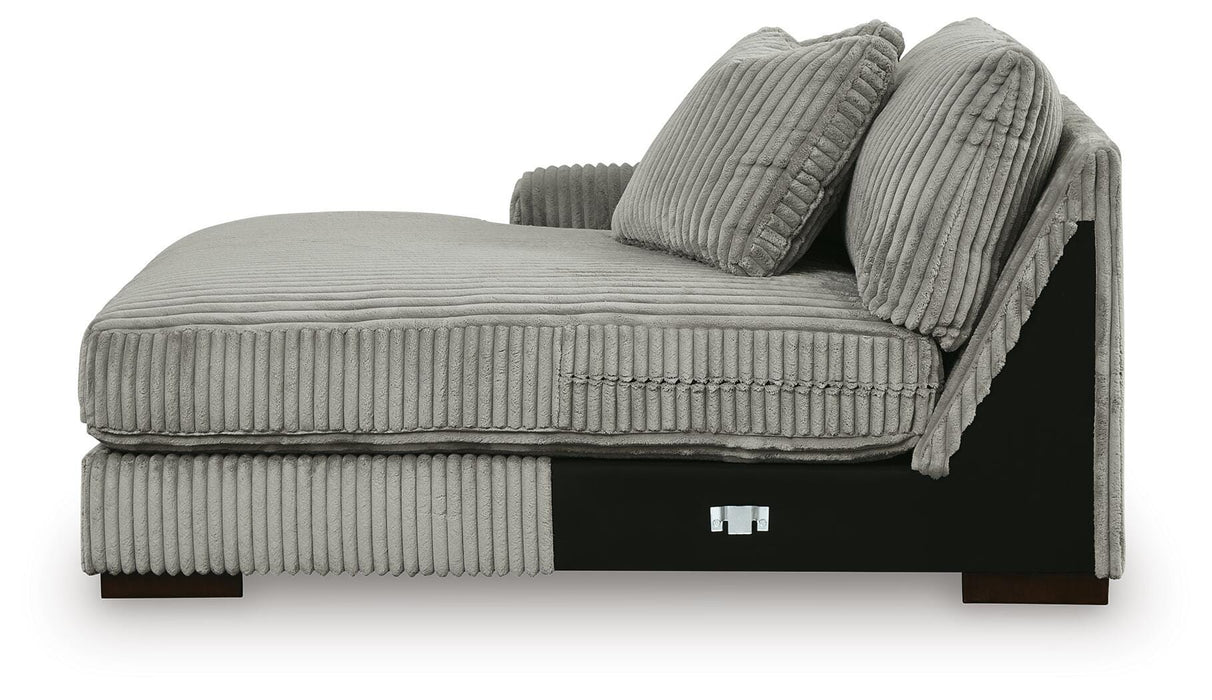 Lindyn Sectional with Double Chaise - Valley Furniture (Rohnert Park, CA)