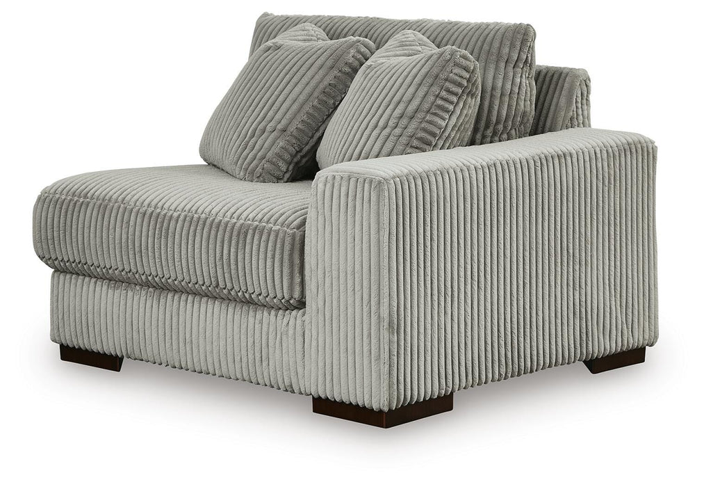 Lindyn Sectional with Chaise - Valley Furniture (Rohnert Park, CA)
