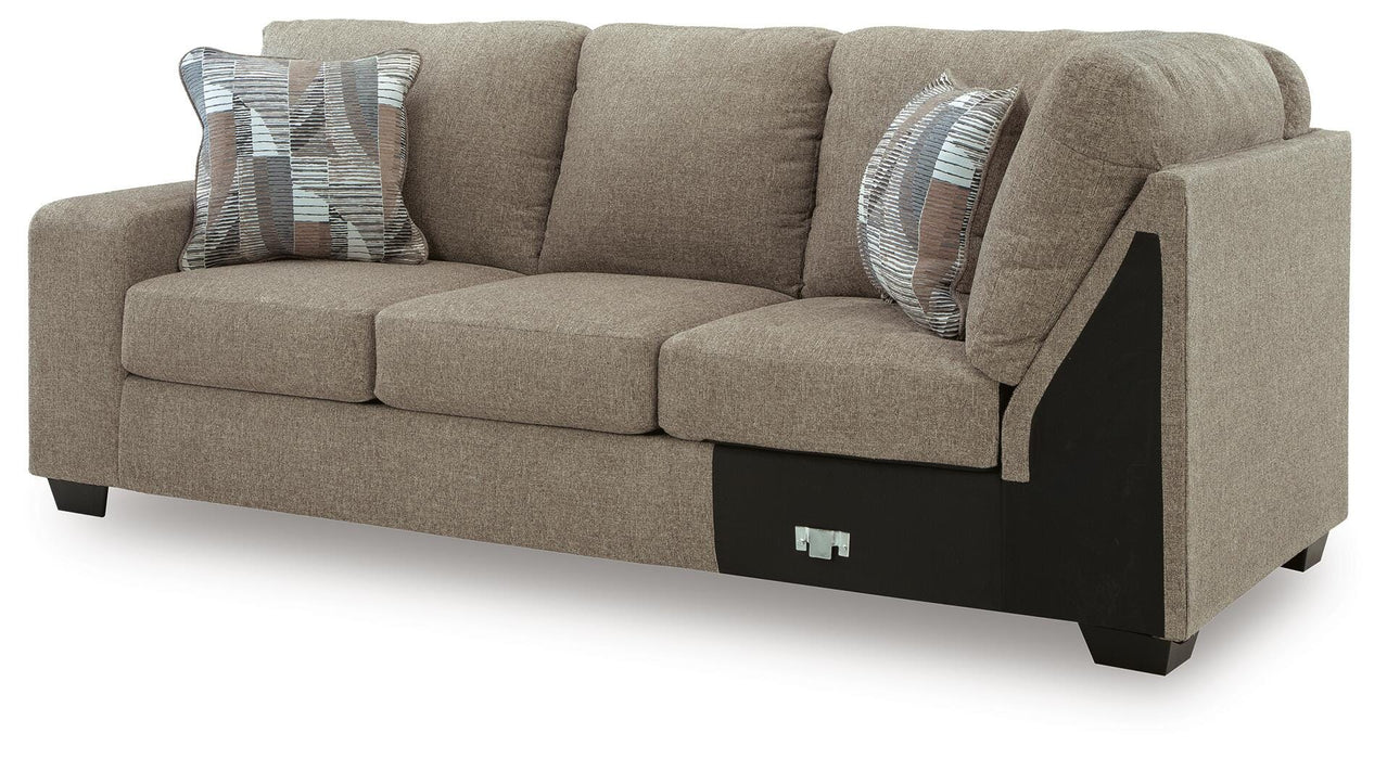 Newellen Sectional with Chaise - Valley Furniture (Rohnert Park, CA)