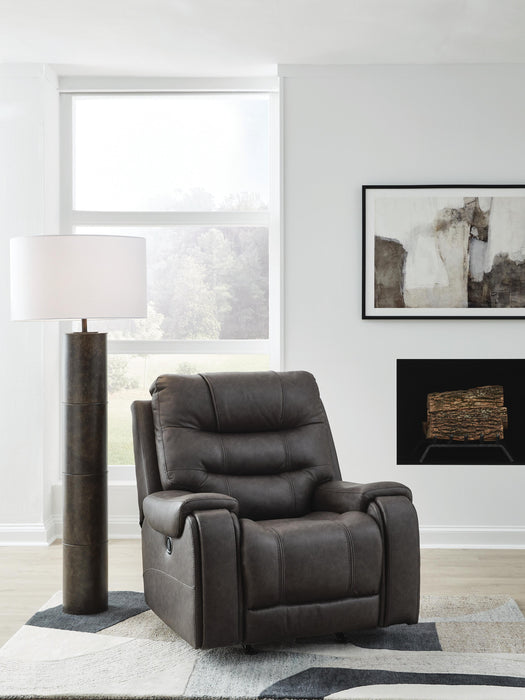 Femley Recliner - Valley Furniture (Rohnert Park, CA)