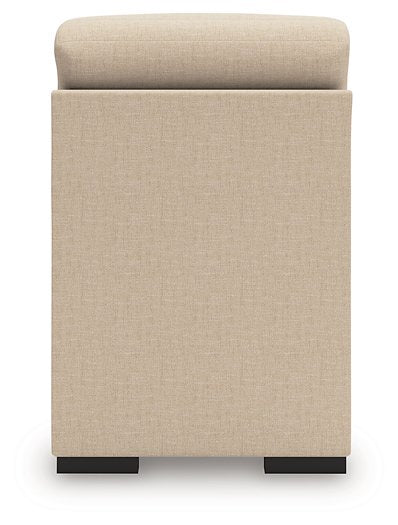 LadyMae Sectional with Chaise - Valley Furniture (Rohnert Park, CA)