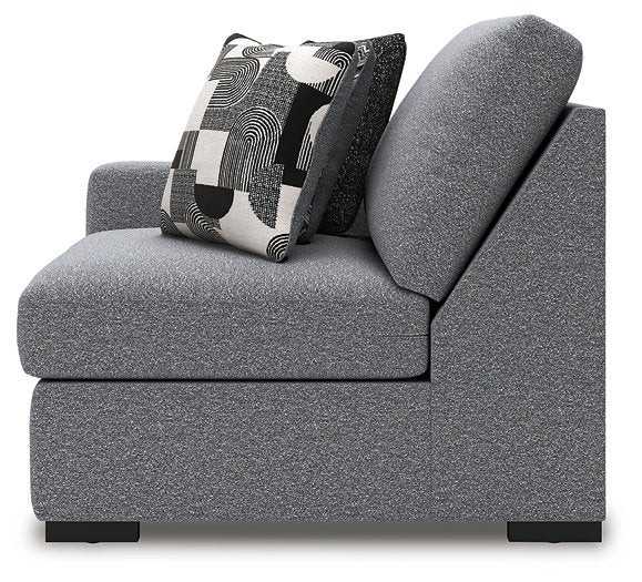 Bealton Sectional - Valley Furniture (Rohnert Park, CA)