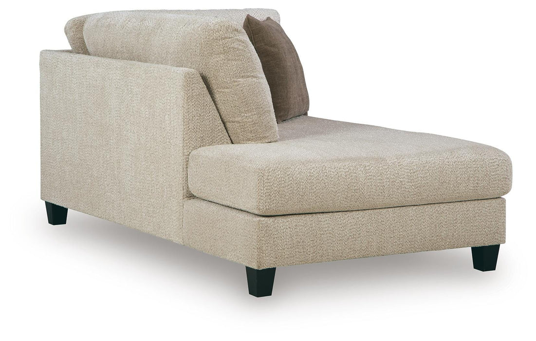 Steelwater Retreat Sectional with Chaise - Valley Furniture (Rohnert Park, CA)