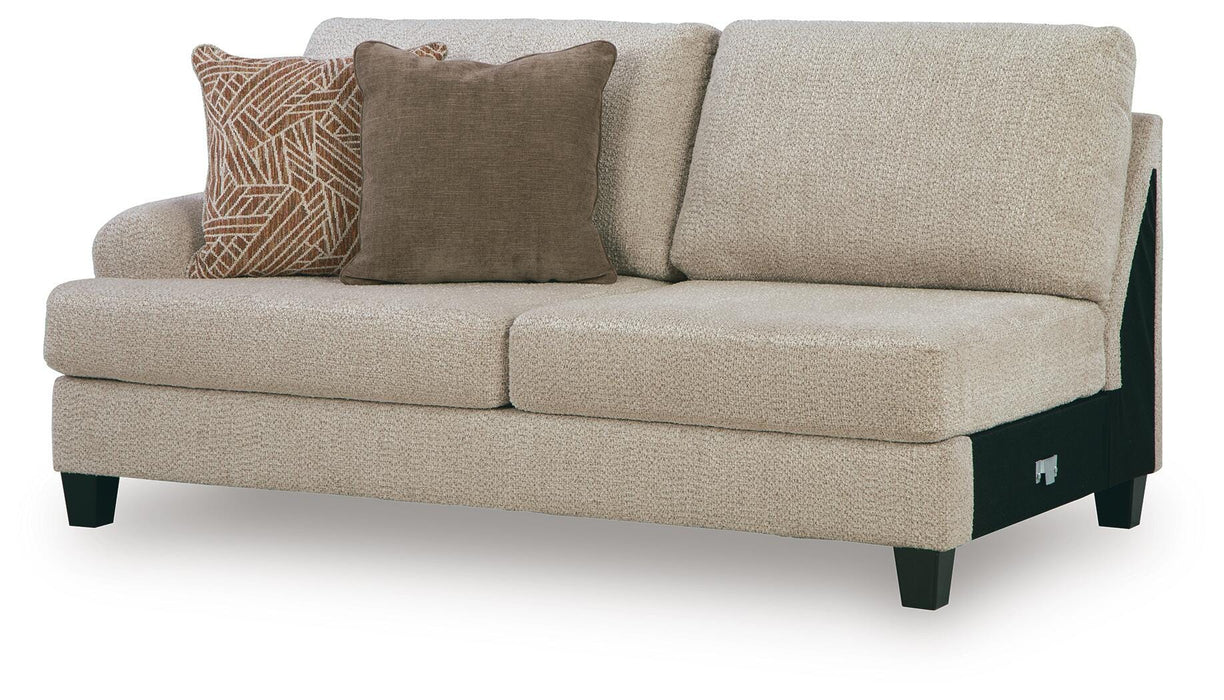 Steelwater Retreat Sectional with Chaise - Valley Furniture (Rohnert Park, CA)