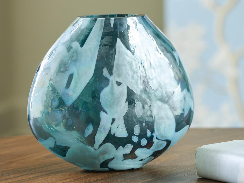 Cartshaw Vase - Valley Furniture (Rohnert Park, CA)