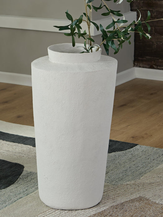Flurinworth Vase - Valley Furniture (Rohnert Park, CA)