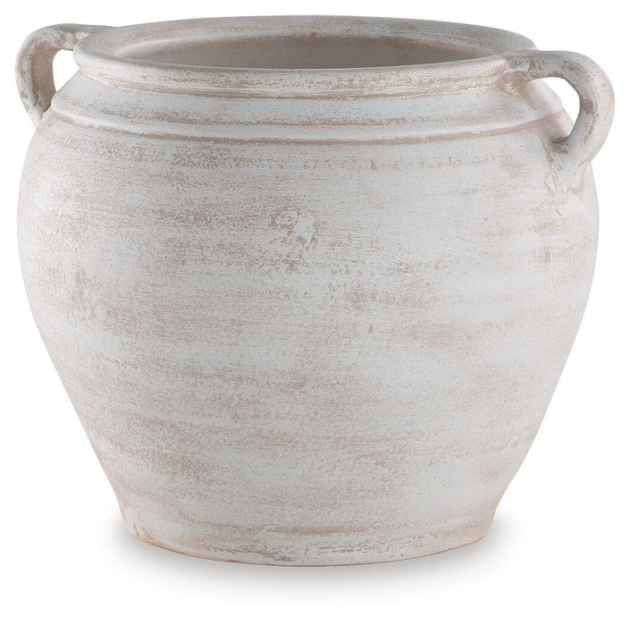 Meadie Vase - Valley Furniture (Rohnert Park, CA)