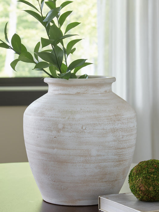 Meadie Vase - Valley Furniture (Rohnert Park, CA)