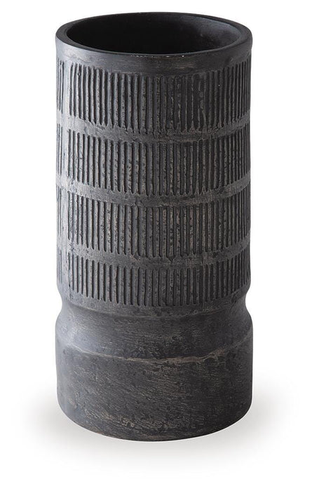 Beninworth Vase - Valley Furniture (Rohnert Park, CA)