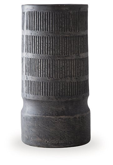 Beninworth Vase - Valley Furniture (Rohnert Park, CA)