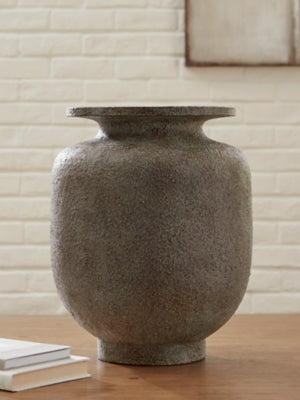 Jedwick Vase - Valley Furniture (Rohnert Park, CA)