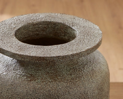 Jedwick Vase - Valley Furniture (Rohnert Park, CA)