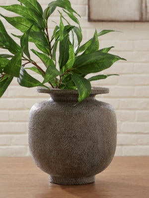 Jedwick Vase - Valley Furniture (Rohnert Park, CA)