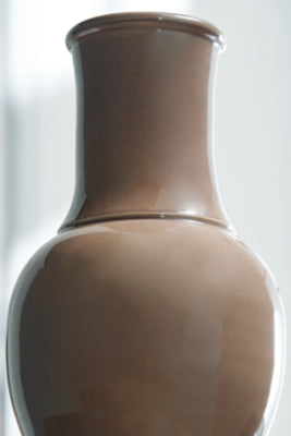 Tillmer Vase - Valley Furniture (Rohnert Park, CA)