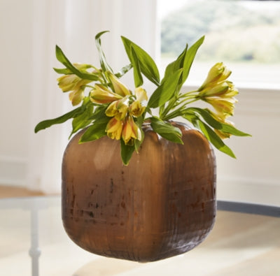 Capard Vase - Valley Furniture (Rohnert Park, CA)