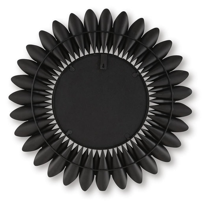 Ryenmour Accent Mirror - Valley Furniture (Rohnert Park, CA)