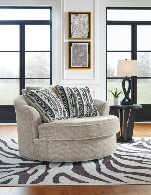 Calnita Oversized Swivel Accent Chair - Valley Furniture (Rohnert Park, CA)