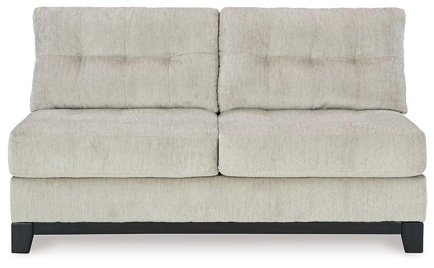 Maxon Place Sectional with Chaise - Valley Furniture (Rohnert Park, CA)
