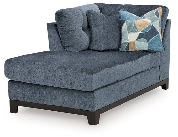 Maxon Place Sectional with Chaise - Valley Furniture (Rohnert Park, CA)