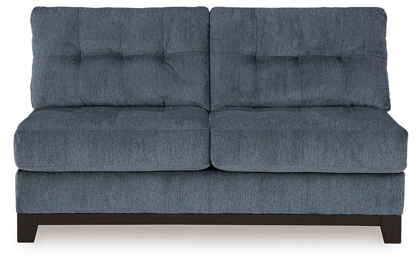 Maxon Place Sectional with Chaise - Valley Furniture (Rohnert Park, CA)