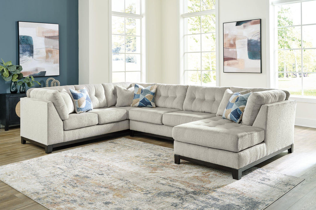 Maxon Place Sectional with Chaise - Valley Furniture (Rohnert Park, CA)