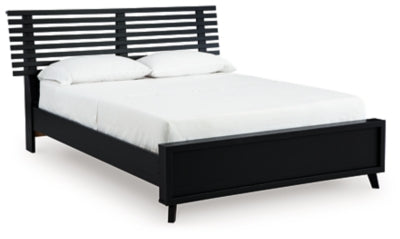 Danziar Queen Slat Bed - Valley Furniture (Rohnert Park, CA)