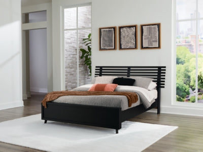 Danziar Queen Slat Bed - Valley Furniture (Rohnert Park, CA)