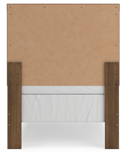 Broachmyn Bed - Valley Furniture (Rohnert Park, CA)