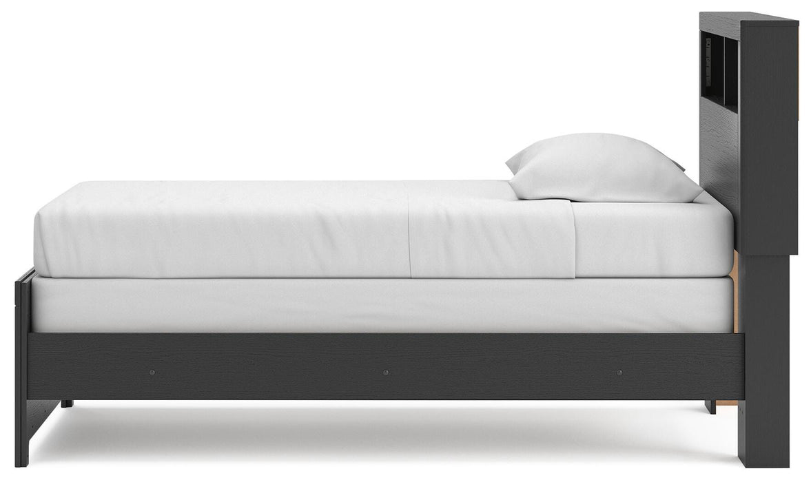 Broachmyn Bed - Valley Furniture (Rohnert Park, CA)