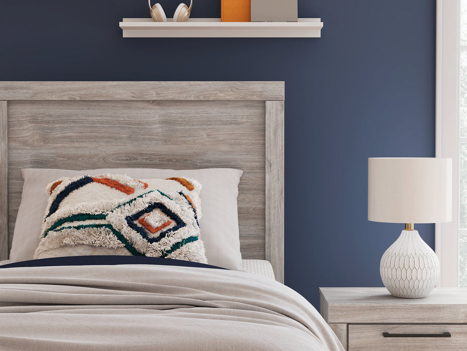 Broachmyn Bed - Valley Furniture (Rohnert Park, CA)