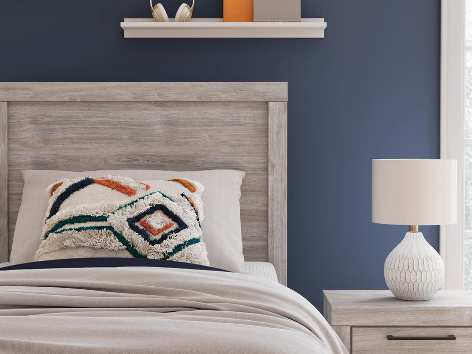 Broachmyn Bed - Valley Furniture (Rohnert Park, CA)