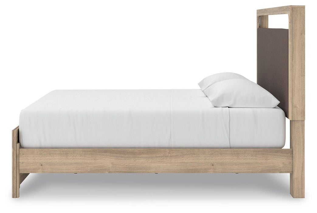 Kinlanni Upholstered Bed - Valley Furniture (Rohnert Park, CA)
