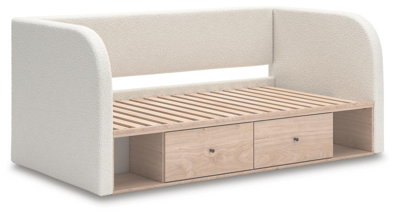 Arloster Upholstered Bed - Valley Furniture (Rohnert Park, CA)