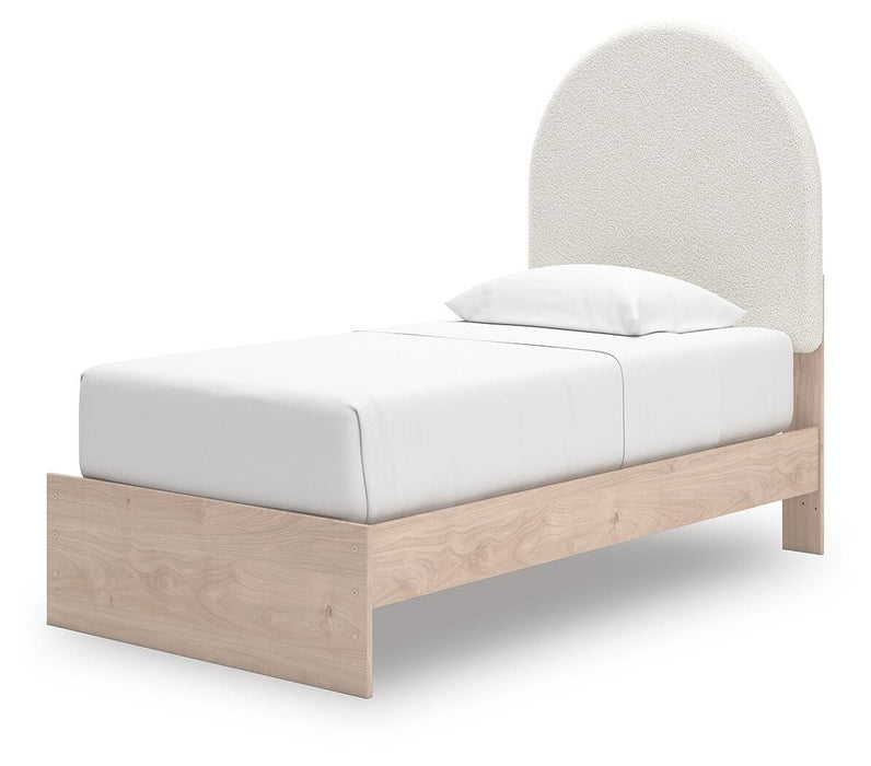 Arloster Upholstered Bed - Valley Furniture (Rohnert Park, CA)