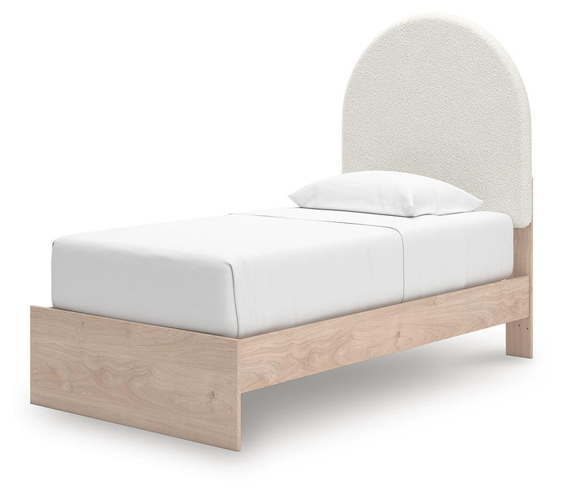 Arloster Upholstered Bed - Valley Furniture (Rohnert Park, CA)