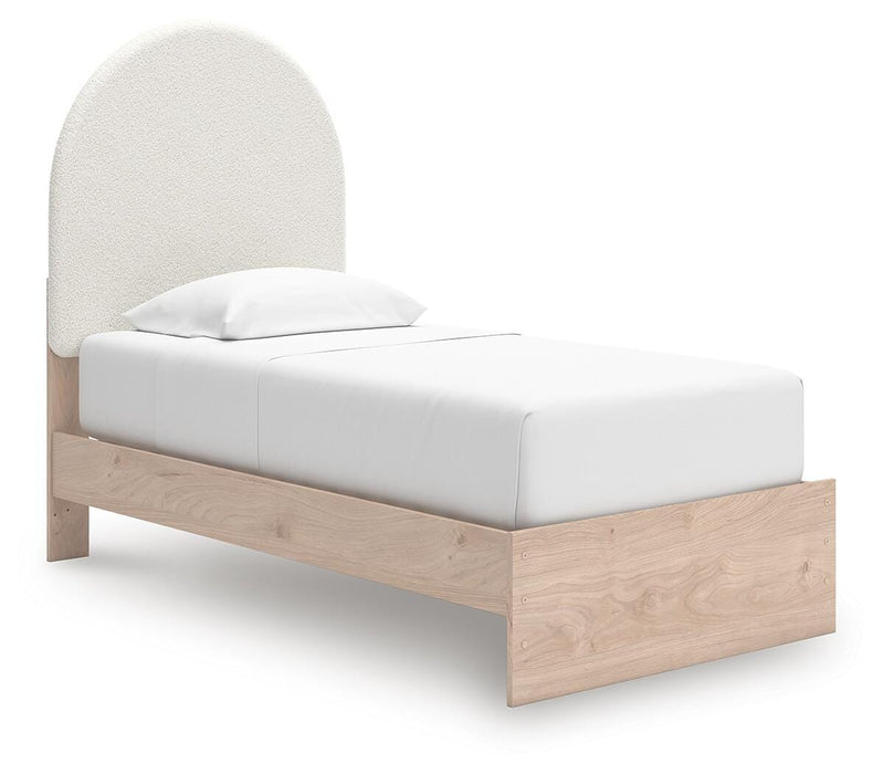 Arloster Upholstered Bed - Valley Furniture (Rohnert Park, CA)